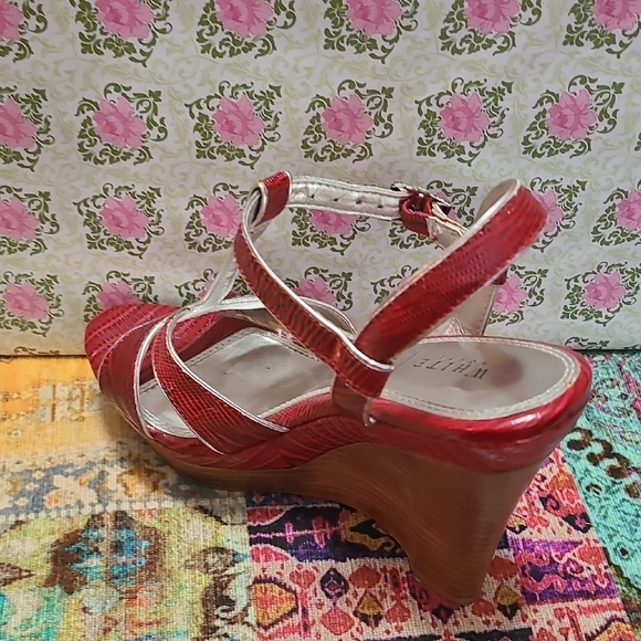 White House Black Market Red Wedge Sandals with T-Strap - Picture 4 of 8